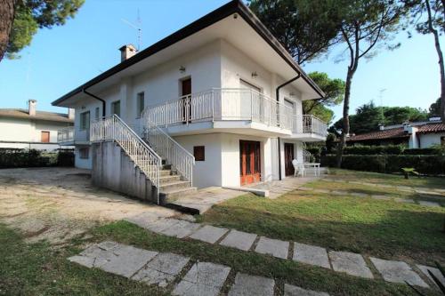 Holiday apartment 350m from the sea