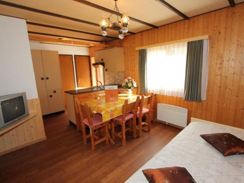 Chalet in Valais near Ski Lift  Saas Valley in Saas-Balen