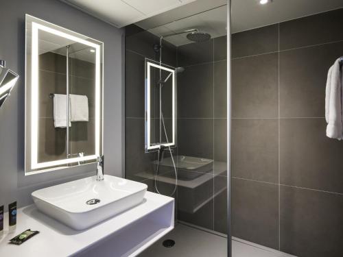Novotel Paris Saclay Room Type - Executive Room