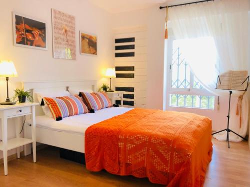 Puerta del Mar Apartments