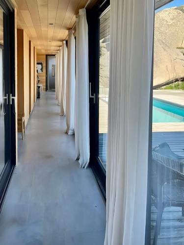 Peldbaseins, Exclusive cabin with pool, coastal rocks & privacy in Hvasser