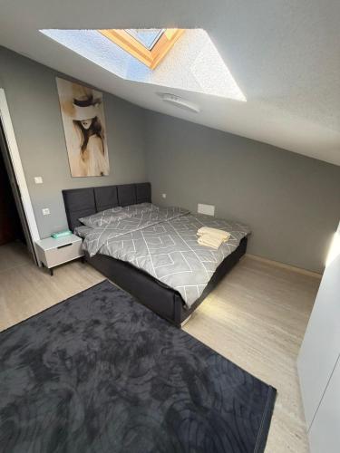Shatërvan nest Prizren (Shatervan nest Prizren) in ลายา เอ แตร์ซินเยเว