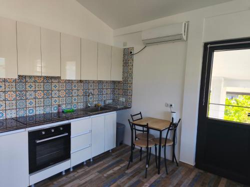 Family Нotel Banuri 5