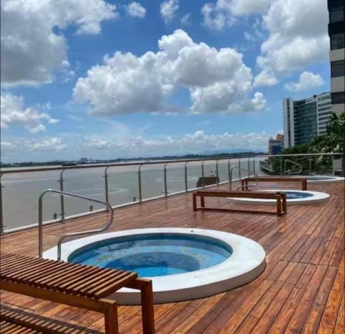 Puerto Santana – khách sạn tại Carbo