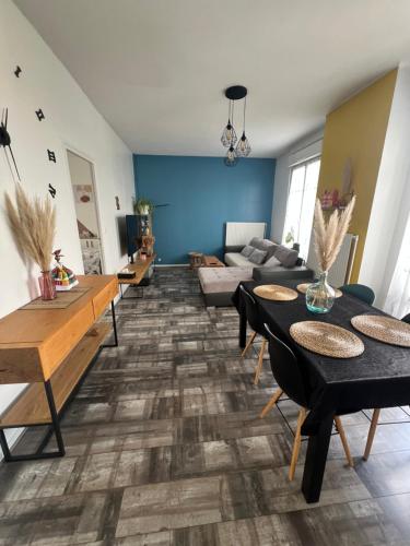 Appartement 4 personnes proche d’un Circuit 24h du Mans in Oasis Maroc