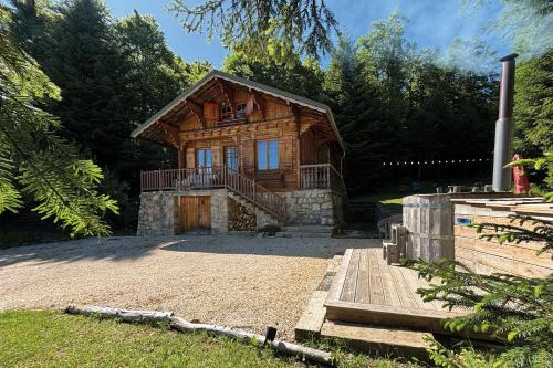 Chalet Clair Bois - La Féclaz avec bain nordique privé