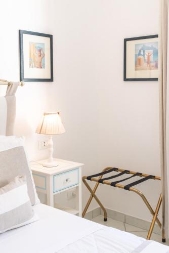 Queen Suite - Luxury Rooms 4
