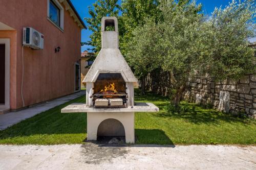 Iekārtas, Pool House Suzi in Heart of Istria - Happy Rentals in Orihi
