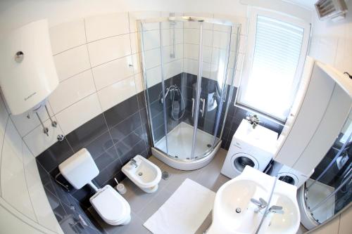 Three-Bedroom Apartment image 10