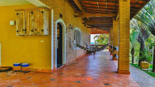 Sitio em Atibaia com piscina churrasqueira e quadra in 維多利亞蓮花園