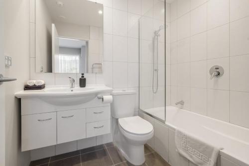 Modern Private Studio, Own Entry & Parking in Other