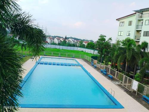 The Barracks Staycation in ลากูน่า