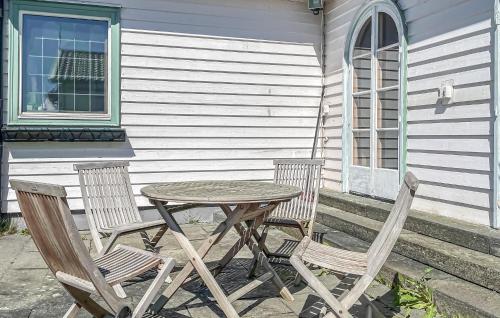 Viesnīcas āriene, 3 Bedroom Stunning Home In Varberg in Askloster