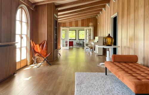 3 Bedroom Stunning Home In Varberg in Askloster
