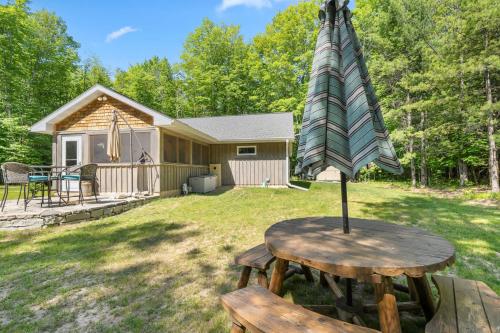 Gibraltar Getaway by Simple Life Rentals in Fish Creek (WI)