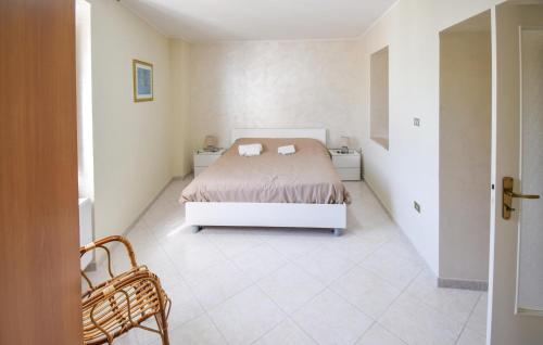 Awesome Home In Colletorto With House A Panoramic View in San Giuliano di Puglia