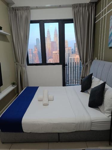 The Rainbow Suite by KLCC Wisma Infinitum - image 4