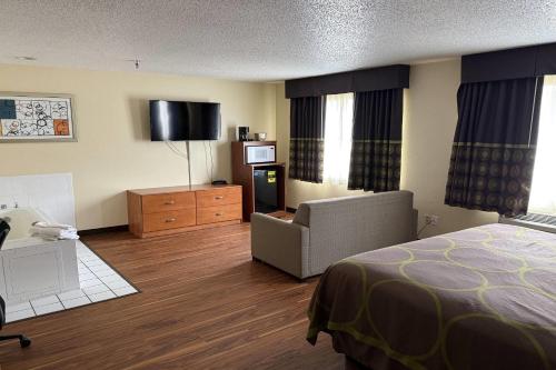 Super 8 by Wyndham Fountain in Fountain, USA