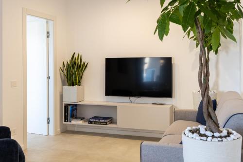 DKV Collection Rhome- Pigneto - 4 stops Colosseum in Rome Suburbs