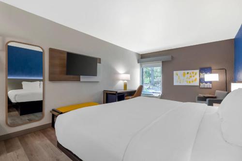 Comfort Inn West Hazleton - image 36