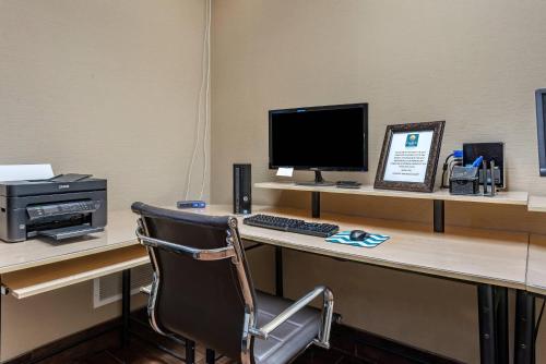 Comfort Inn West Hazleton - image 34