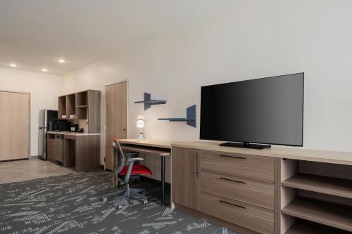 Home2 Suites by Hilton Lafayette I-10 - image 9