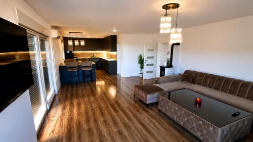 Guest house Maslina in Humac