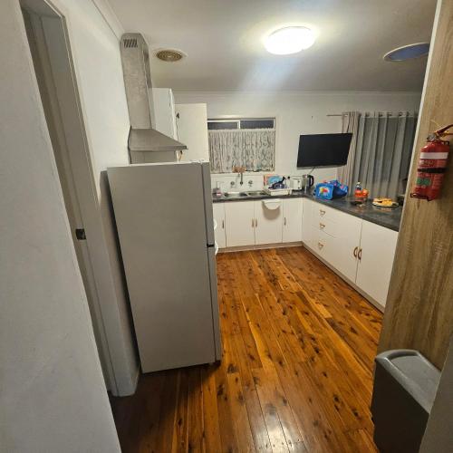 3 bedroom fully furnished home tanilba bay in Lemon Tree Passage