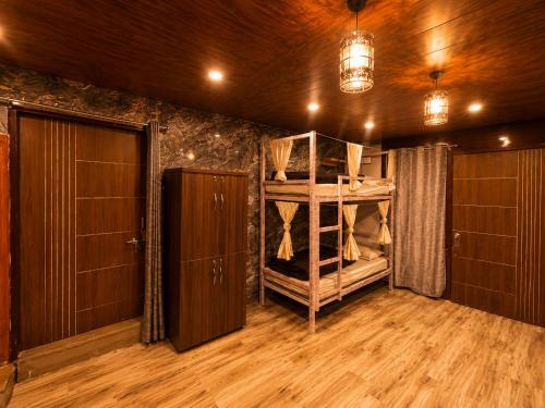 1 twin bed