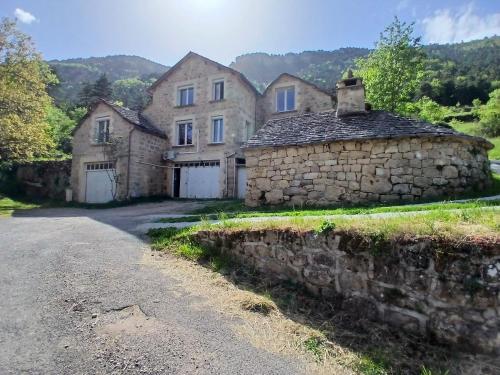 Gîte au cœur des Gorges du Tarn (Gite au cœur des Gorges du Tarn) in Les Vignes (Languedoc-Roussillon)