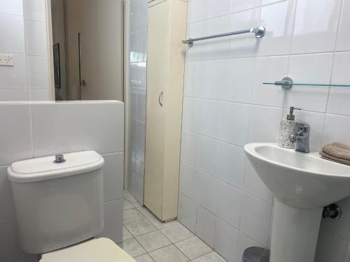 Central Bondi Garden Unit - image 2
