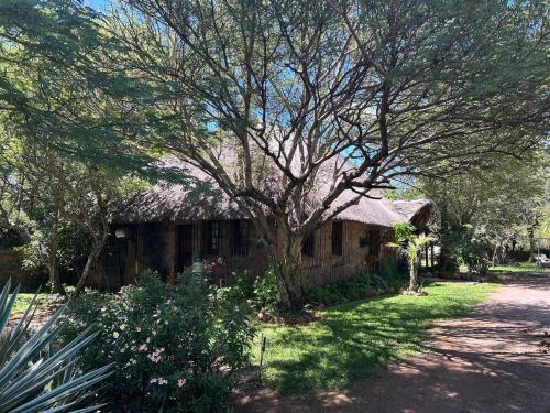 Pull Inn, Airport collection and drop-off included in Ramotswa
