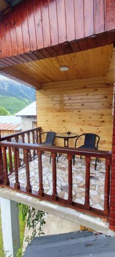 Guest House Waterfall in Mazeri