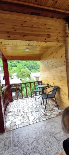 Guest House Waterfall in Mazeri