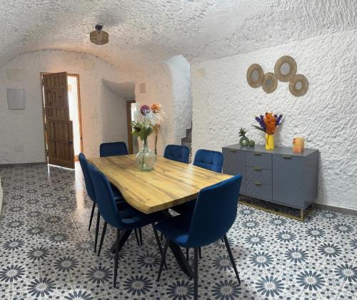 Cueva Pilar in Cortes Y Graena