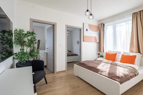 Central - Balcony - Comfy - Quiet - Perfect Sleep - image 14