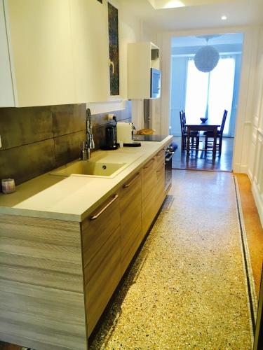 Kitchen, Appartment Le Charme du Bourgeois in Le Piol