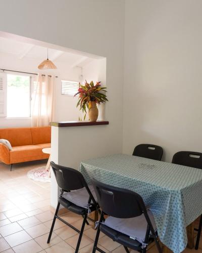 Maisonette Hibiscus Peace and Quiet in Terre-de-Bas in Terre-de-Haut
