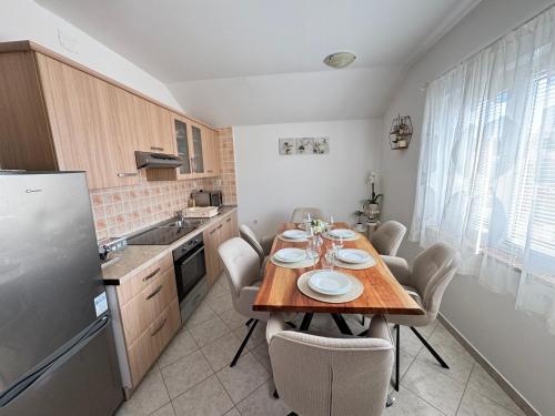 Apartment Laura – khách sạn tại Lopar