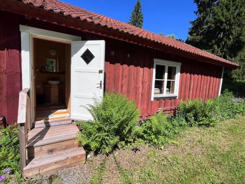 Authentic 17th Century Church Barn & Artists Home in Finnshyttan