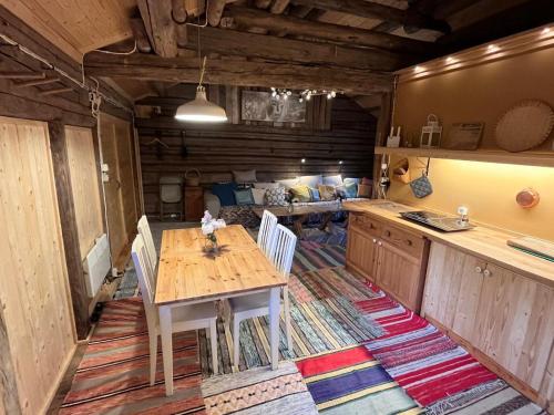 Authentic 17th Century Church Barn & Artists Home in Finnshyttan