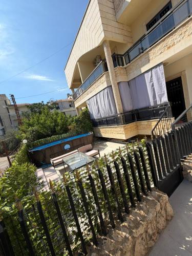 24 Stunden Strom Neu renovierte Wohnung mit Garten & WLAN in Tripoli