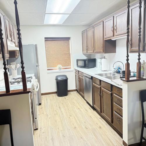ANGOLA BEACH APARTMENT 2 Bedrooms- Grandview Bay in Angola (NY)