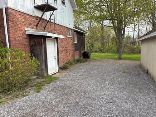 ANGOLA BEACH APARTMENT 2 Bedrooms- Grandview Bay in Angola (NY)