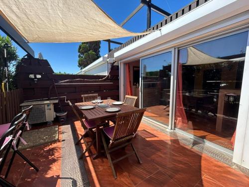 Villa climatisée 35m² avec terrasse, Capacité 2-4 pers., Parking - FR-1-867-5