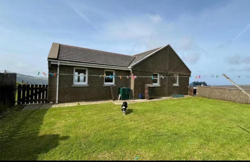 Quaint, Quiet & unique Manx stay in Dramora
