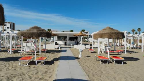 AURORA BEACH & SUITE in Margherita di Savoia