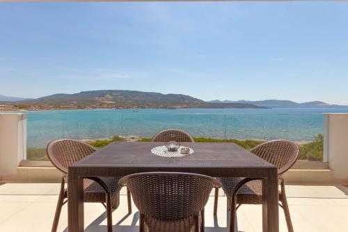 Latsis Suites in Karavostasi (Xili)