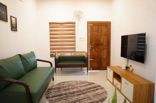Orchid Villa by Palmgrove Retreat Properties in Kolagapaara