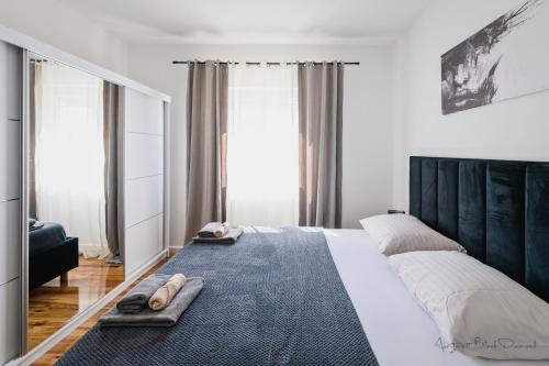 Apartment Black Diamond in Razanac